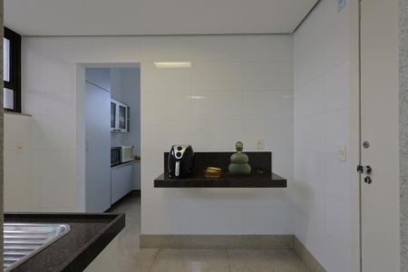 Apartamento para alugar com 110m², 3 quartos e 2 vagasCozinha