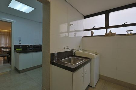 Apartamento para alugar com 110m², 3 quartos e 2 vagasÁrea de serviço