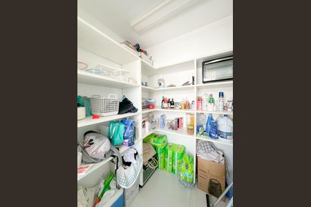 Apartamento para alugar com 80m², 2 quartos e sem vagaDespensa