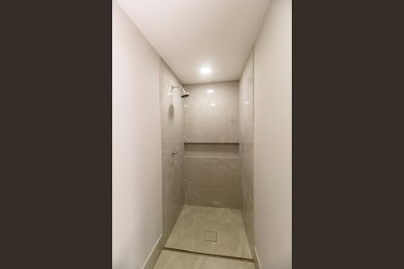 Casa de condomínio à venda com 465m², 4 quartos e 8 vagasBanheiro