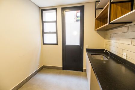 Casa de condomínio à venda com 465m², 4 quartos e 8 vagasÁrea de Serviço