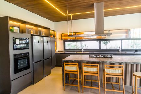 Casa de condomínio à venda com 465m², 4 quartos e 8 vagasCozinha