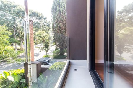 Casa de condomínio à venda com 465m², 4 quartos e 8 vagasSacada