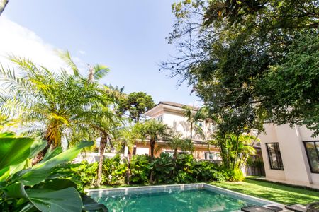 Casa de condomínio à venda com 465m², 4 quartos e 8 vagasPiscina