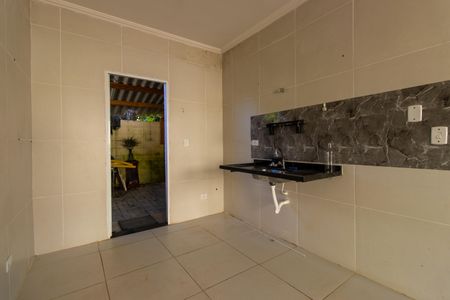 Casa de condomínio para alugar com 50m², 2 quartos e 2 vagasCozinha