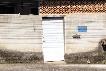 Casa para alugar com 200m², 3 quartos e 4 vagasFachada