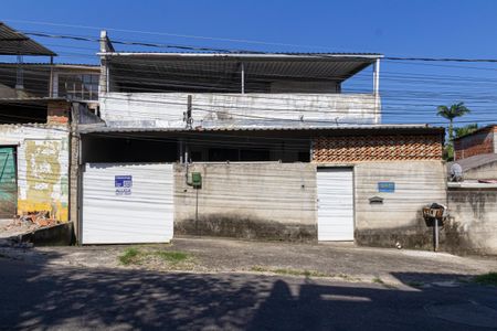 Casa para alugar com 200m², 3 quartos e 4 vagasFachada