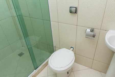 Casa para alugar com 200m², 3 quartos e 4 vagasBanheiro da Suíte 2