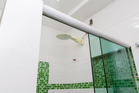 Casa para alugar com 200m², 3 quartos e 4 vagasBanheiro social