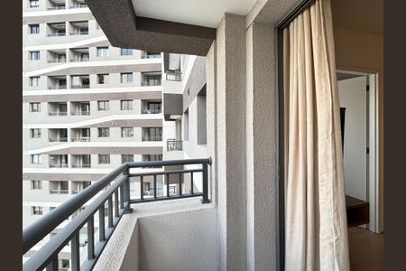 Apartamento para alugar com 39m², 2 quartos e sem vagaVaranda