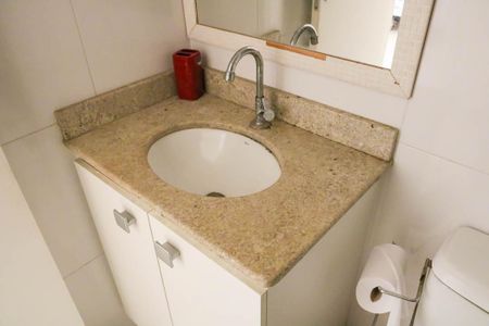 Apartamento para alugar com 51m², 2 quartos e 1 vagaBanheiro Social