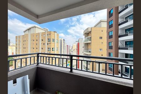 Apartamento para alugar com 39m², 2 quartos e sem vaga Apartamento para alugar com 39m², 2 quartos e sem vagaVaranda