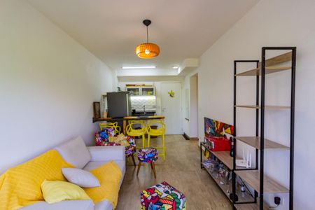 Sala de apartamento para alugar com 1 quarto, 38m² em Vila Castelo, São Paulo