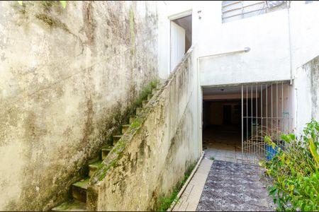 Casa à venda com 170m², 3 quartos e 1 vagaQuintal dos fundos