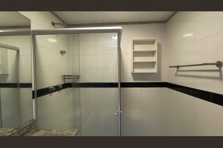 Apartamento à venda com 70m², 2 quartos e 1 vaga Apartamento à venda com 70m², 2 quartos e 1 vagaBanheiro Social