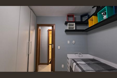 Quarto  de apartamento para alugar com 2 quartos, 70m² em Recreio dos Bandeirantes, Rio de Janeiro