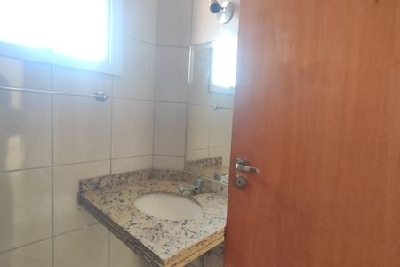 Apartamento para alugar com 123m², 3 quartos e 2 vagasBanheiro