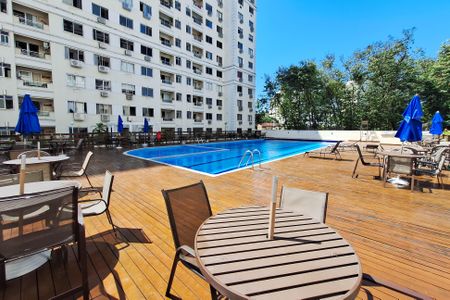 Apartamento à venda com 60m², 3 quartos e 1 vagaÁrea comum