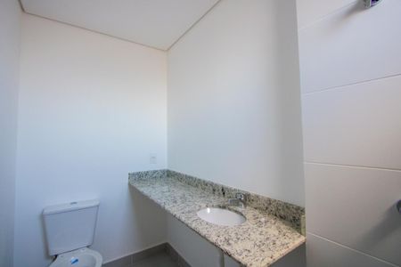 Apartamento à venda com 134m², 3 quartos e 3 vagasBanheiro do quarto 2