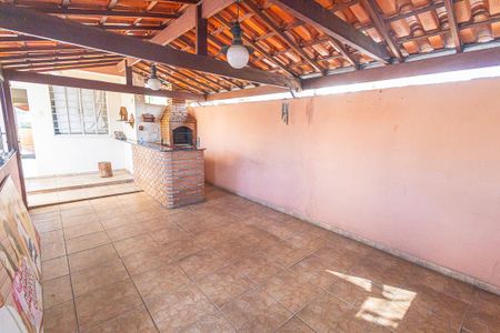 Casa para alugar com 120m², 3 quartos e 1 vagavaranda gourmet