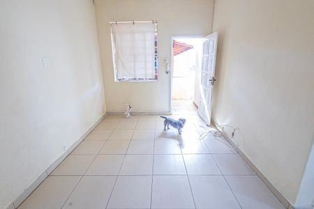 sala de casa para alugar com 3 quartos, 120m² em Glória, Belo Horizonte