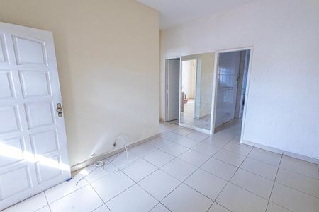 sala de casa para alugar com 3 quartos, 120m² em Glória, Belo Horizonte
