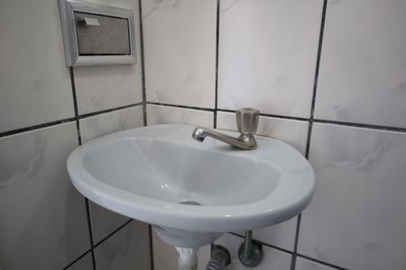 Casa para alugar com 25m², 1 quarto e sem vagaBanheiro 