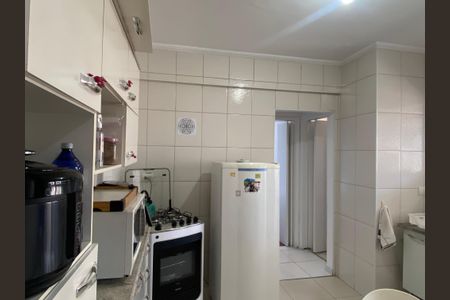 Apartamento à venda com 47m², 1 quarto e 1 vagaCozinha - Área de serviço