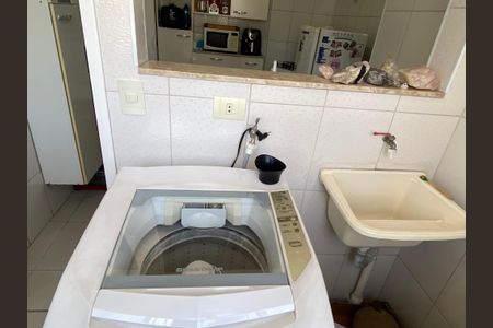 Apartamento à venda com 47m², 1 quarto e 1 vagaCozinha - Área de serviço