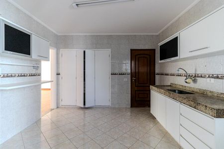 Apartamento à venda com 120m², 3 quartos e sem vagaCozinha