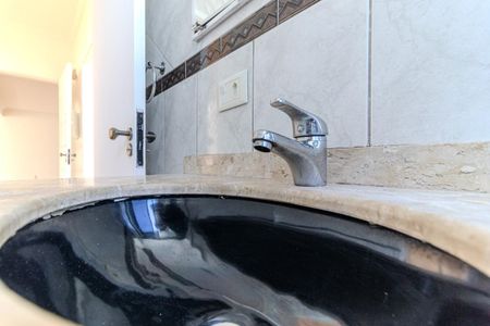 Apartamento à venda com 120m², 3 quartos e sem vagaBanheiro