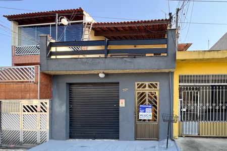 Casa para alugar com 130m², 3 quartos e 1 vagaFachada