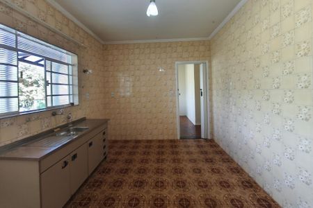 Casa para alugar com 120m², 3 quartos e 2 vagasCozinha