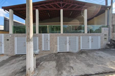 Casa para alugar com 120m², 3 quartos e 2 vagasFachada