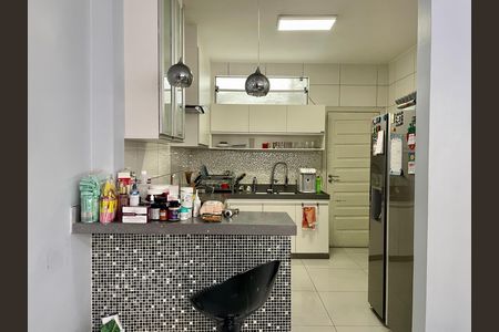 Casa à venda com 318m², 4 quartos e 2 vagas
