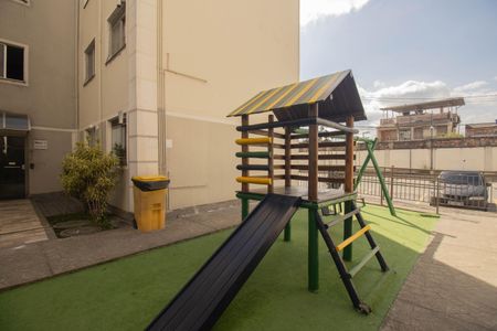 Apartamento para alugar com 55m², 2 quartos e 1 vagaÁrea comum - Playground
