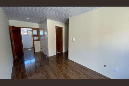 Sala de casa de condomínio para alugar com 1 quarto, 44m² em Olaria, Canoas