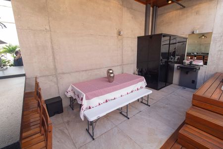 Apartamento à venda com 205m², 1 quarto e 2 vagasCobertura