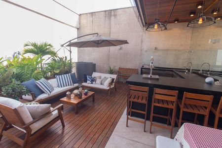 Apartamento à venda com 205m², 1 quarto e 2 vagasCobertura