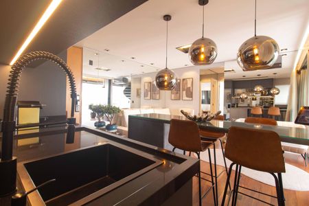 Apartamento à venda com 205m², 1 quarto e 2 vagasCozinha