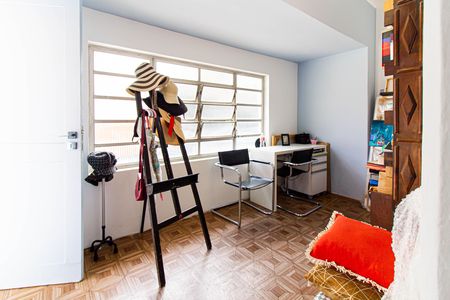 Casa à venda com 120m², 2 quartos e 2 vagas Casa à venda com 120m², 2 quartos e 2 vagasJardim de inverno