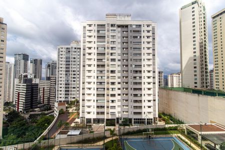 Apartamento para alugar com 68m², 2 quartos e 2 vagasVista da janela
