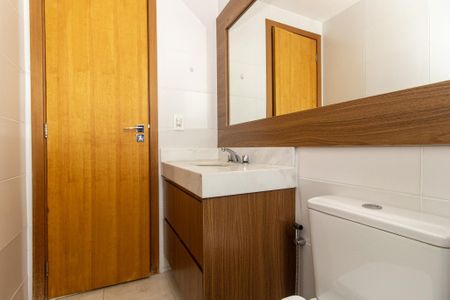 Apartamento para alugar com 68m², 2 quartos e 2 vagasBanheiro