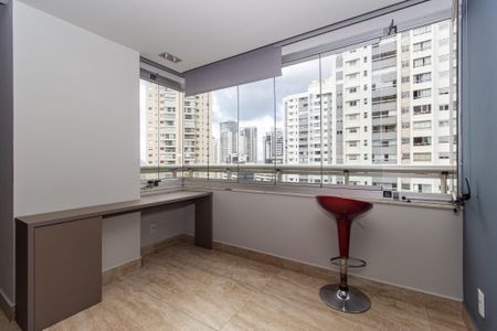 Apartamento para alugar com 68m², 2 quartos e 2 vagasSala