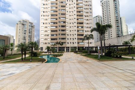 Apartamento para alugar com 68m², 2 quartos e 2 vagasVaranda
