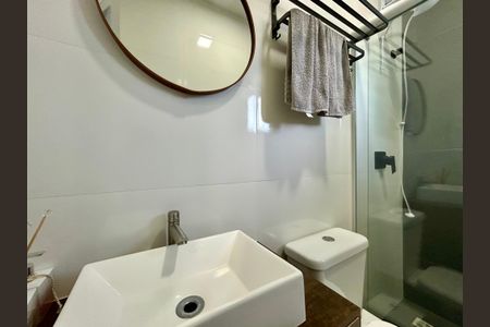 Casa para alugar com 124m², 3 quartos e 2 vagasBanheiro suíte 