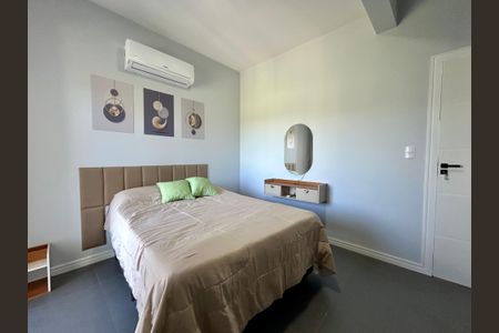 Casa para alugar com 124m², 3 quartos e 2 vagasSuíte 