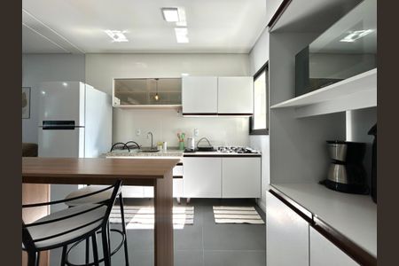 Casa para alugar com 124m², 3 quartos e 2 vagasCozinha 