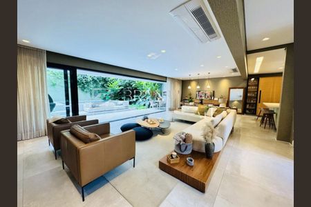 Casa à venda com 4 quartos, 530m² em Brooklin, São Paulo