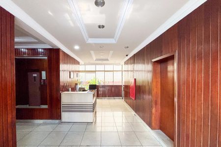 Apartamento para alugar com 75m², 2 quartos e sem vagahall de entrada